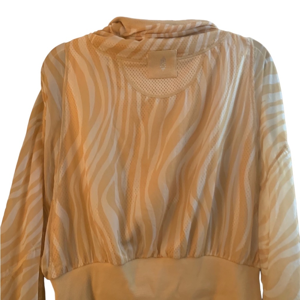 Free People Movement Tan Zebra Print Dolman Sleeve Pullover Windbreak - Picture 10 of 11